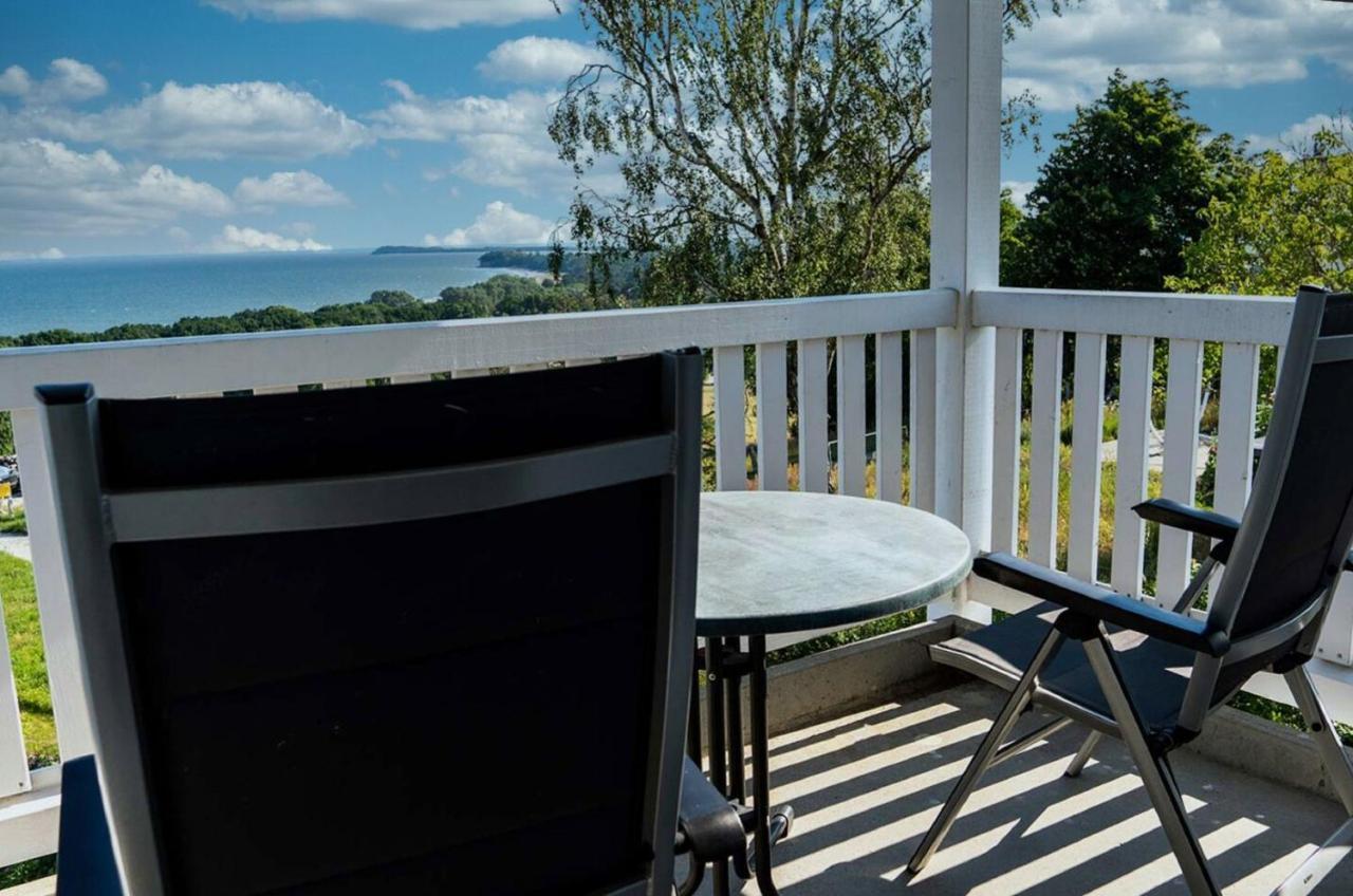 Mit Meerblick Und Balkon, Gratis Nutzung Vom Ahoi Erlebnisbad Und Sauna In Sellin - Meeresblick Fewo 29 Goehren  Exteriör bild